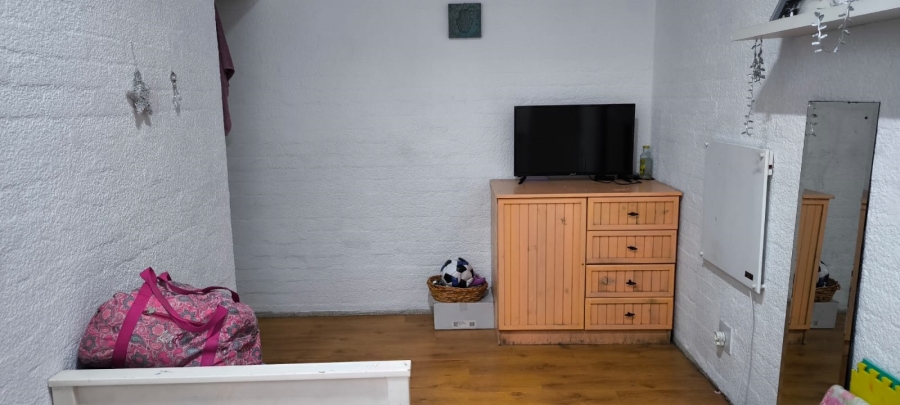 2 Bedroom Property for Sale in Westridge Western Cape